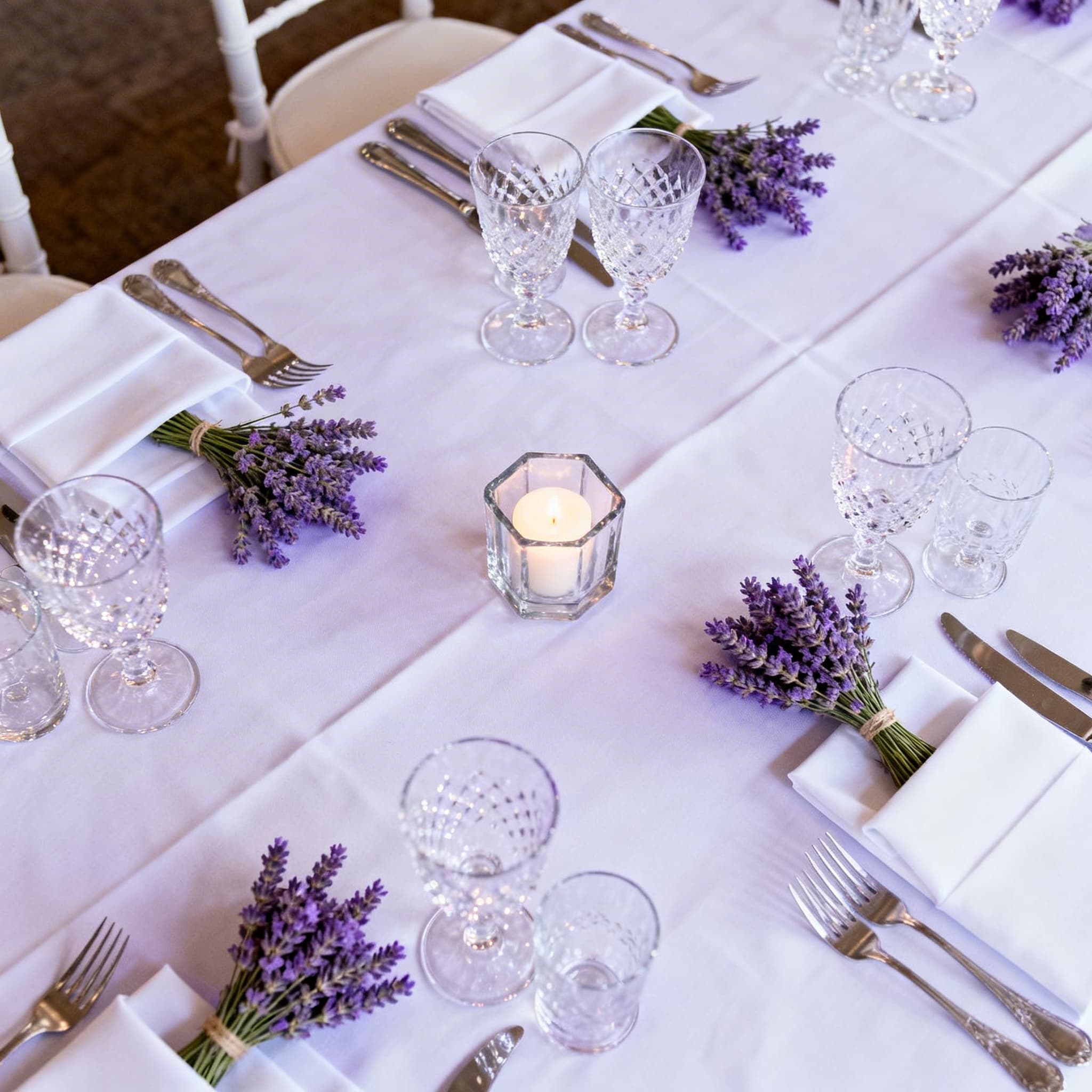 Wedding table florals
